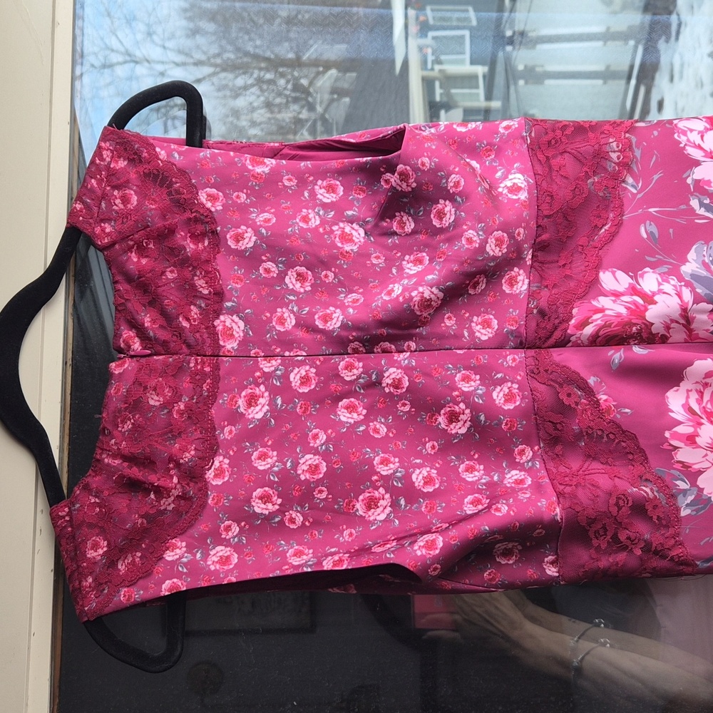 Avec Les Filles Burgandy Dress with Pink And Gray Accents - Picture 5 of 7